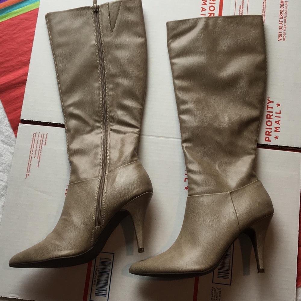 Pesaro Taupe vegan 3.75” heeled lined boots 8.5